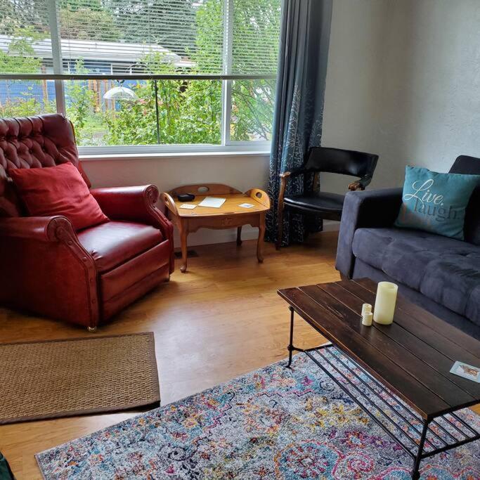 Sweet 2 Bedroom Close To U Of Oregon & Track! Eugene Eksteriør billede